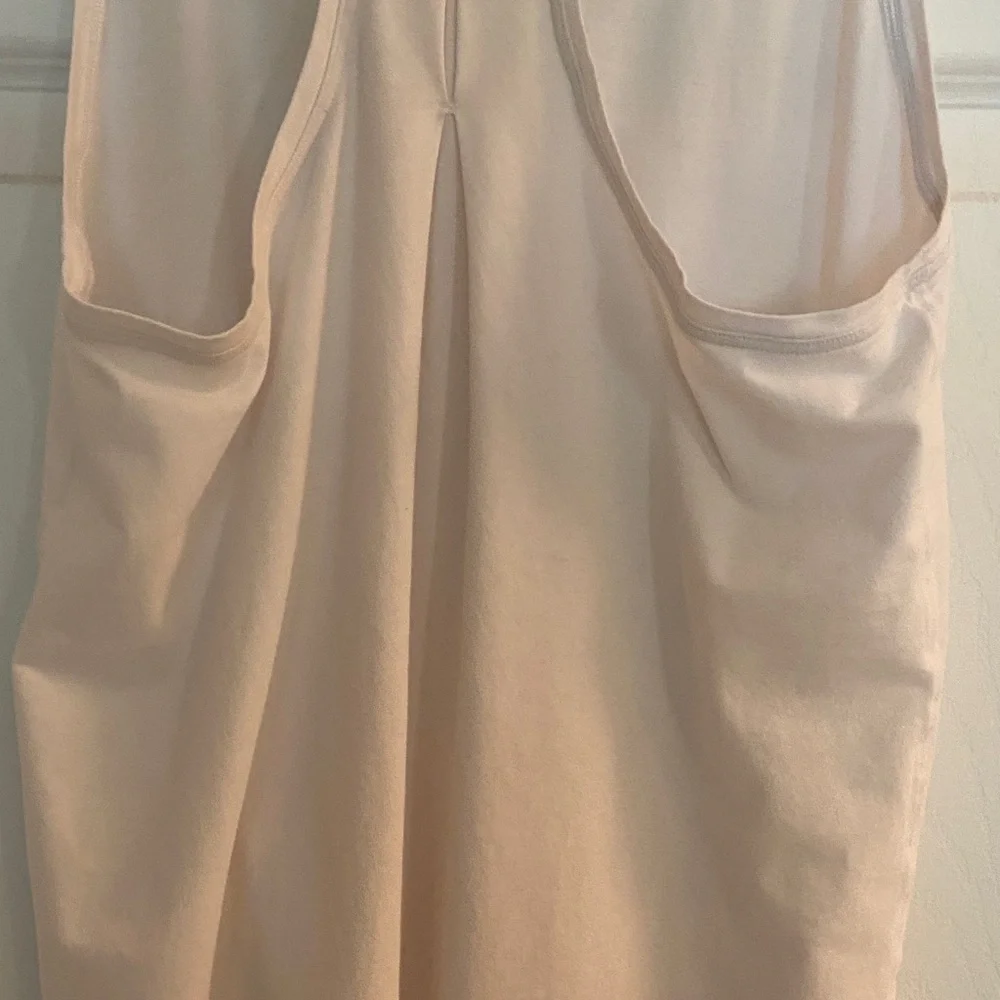 Lululemon Women's White Tank Top - Picture 5 of 8